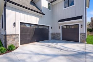 06_Exterior_Garage