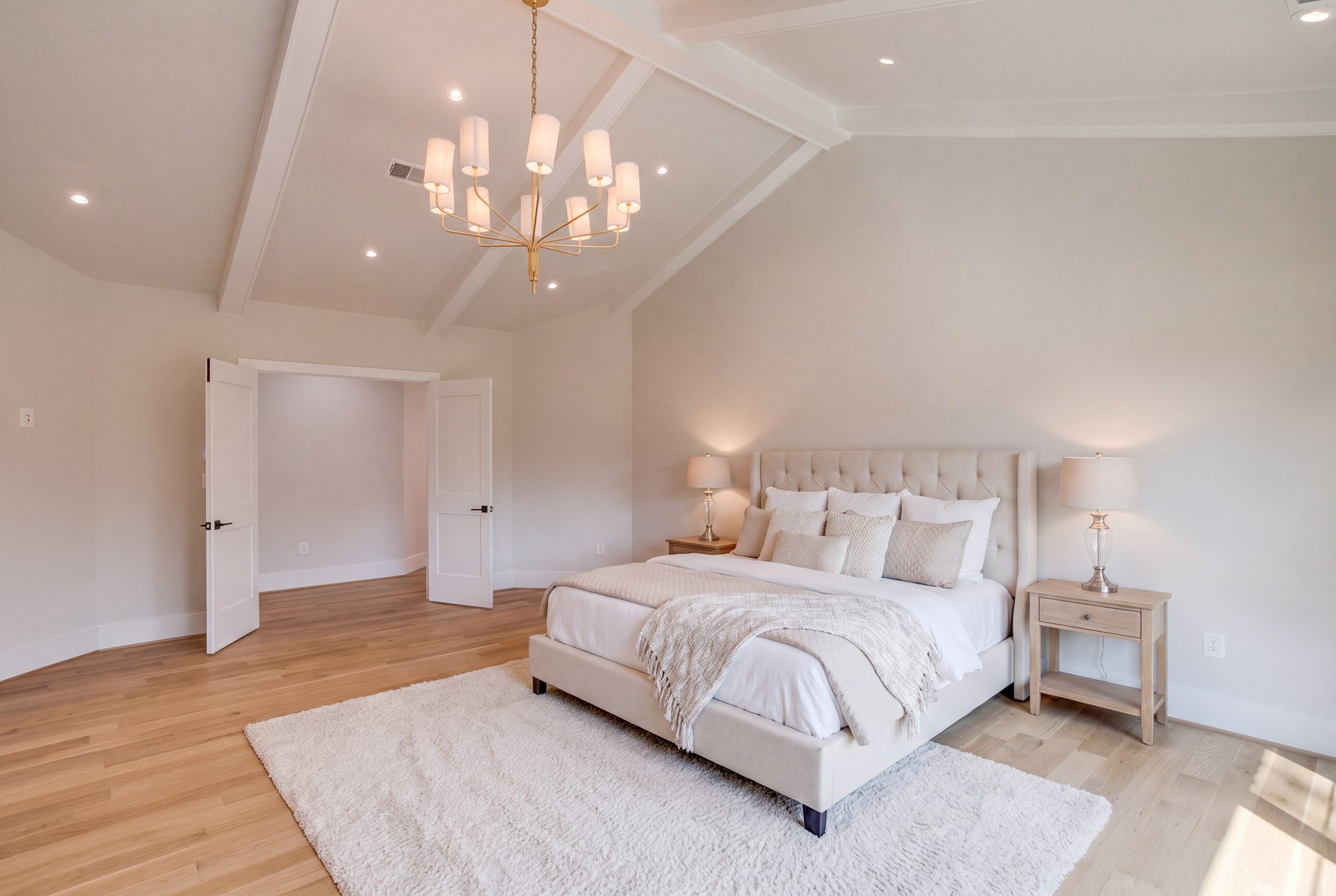 21_Second_Floor_Master_Bedroom_2
