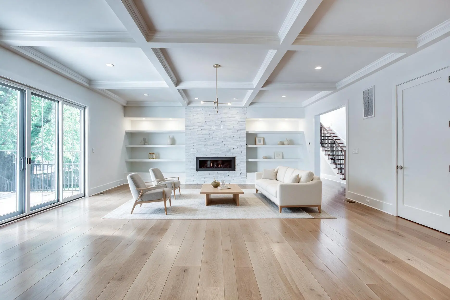 magnific_change-to-light-oak-floor_ksjAeFR16B