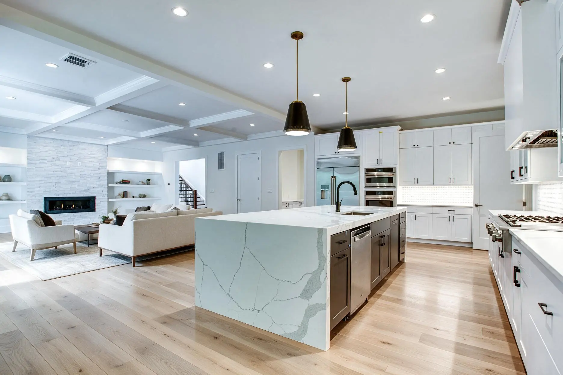 magnific_make-light-oak-floors-wid_CqF4WuhEEy