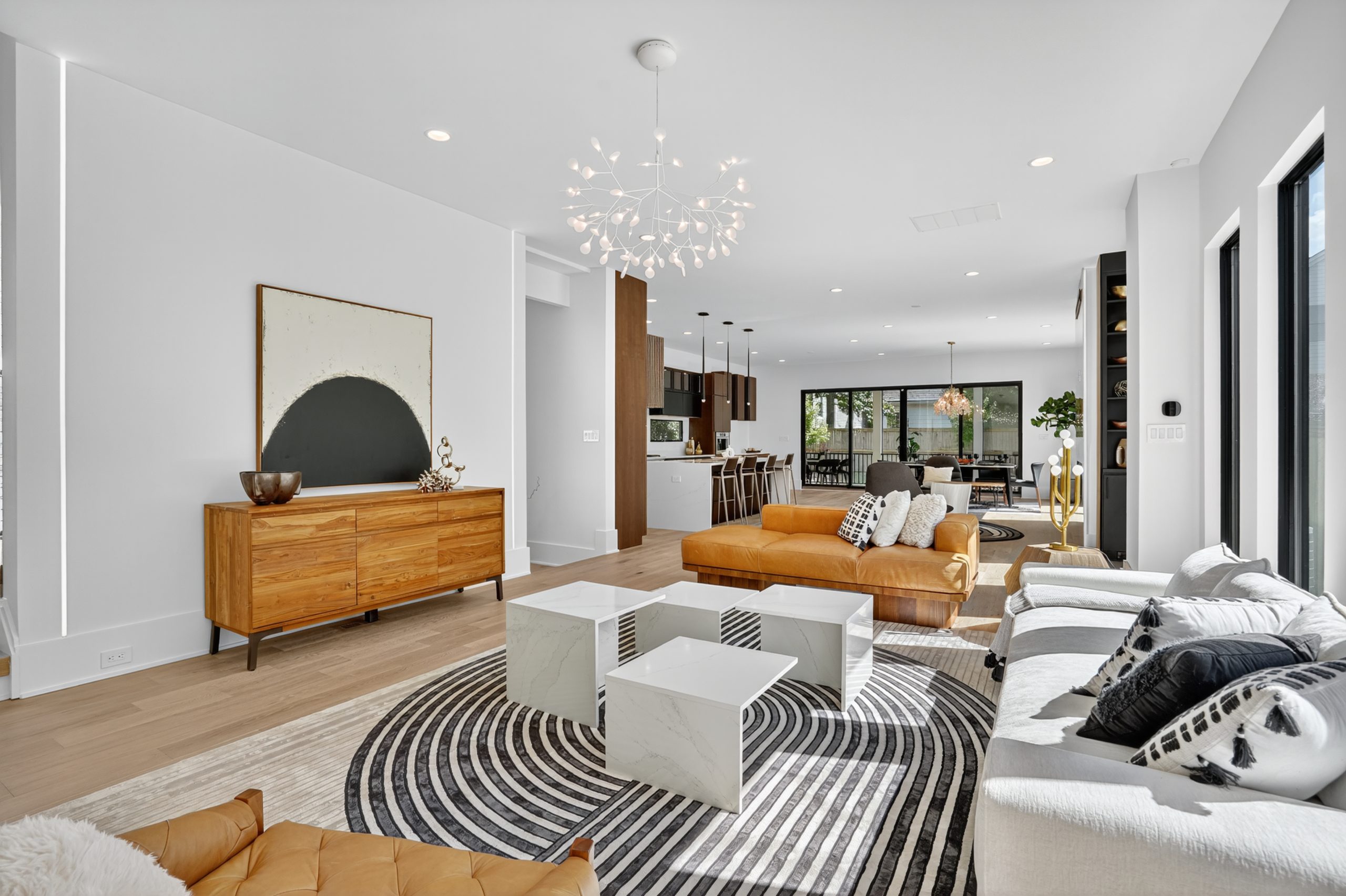 18 - Living Room